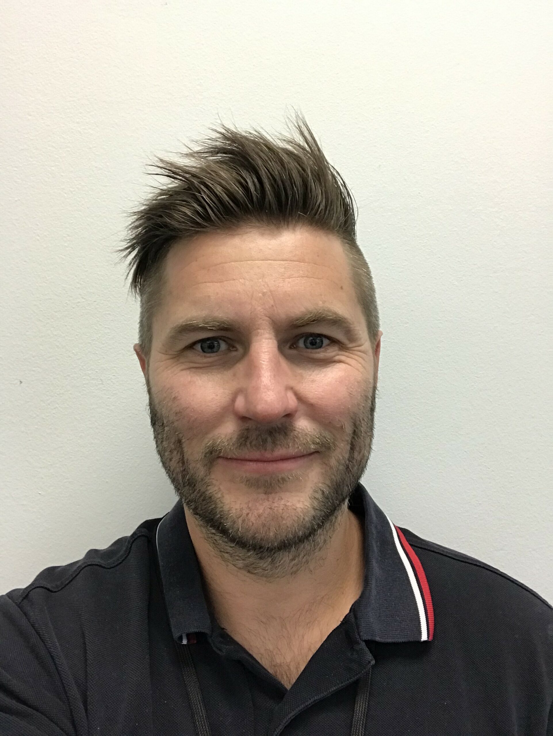 Dan Ireland headshot